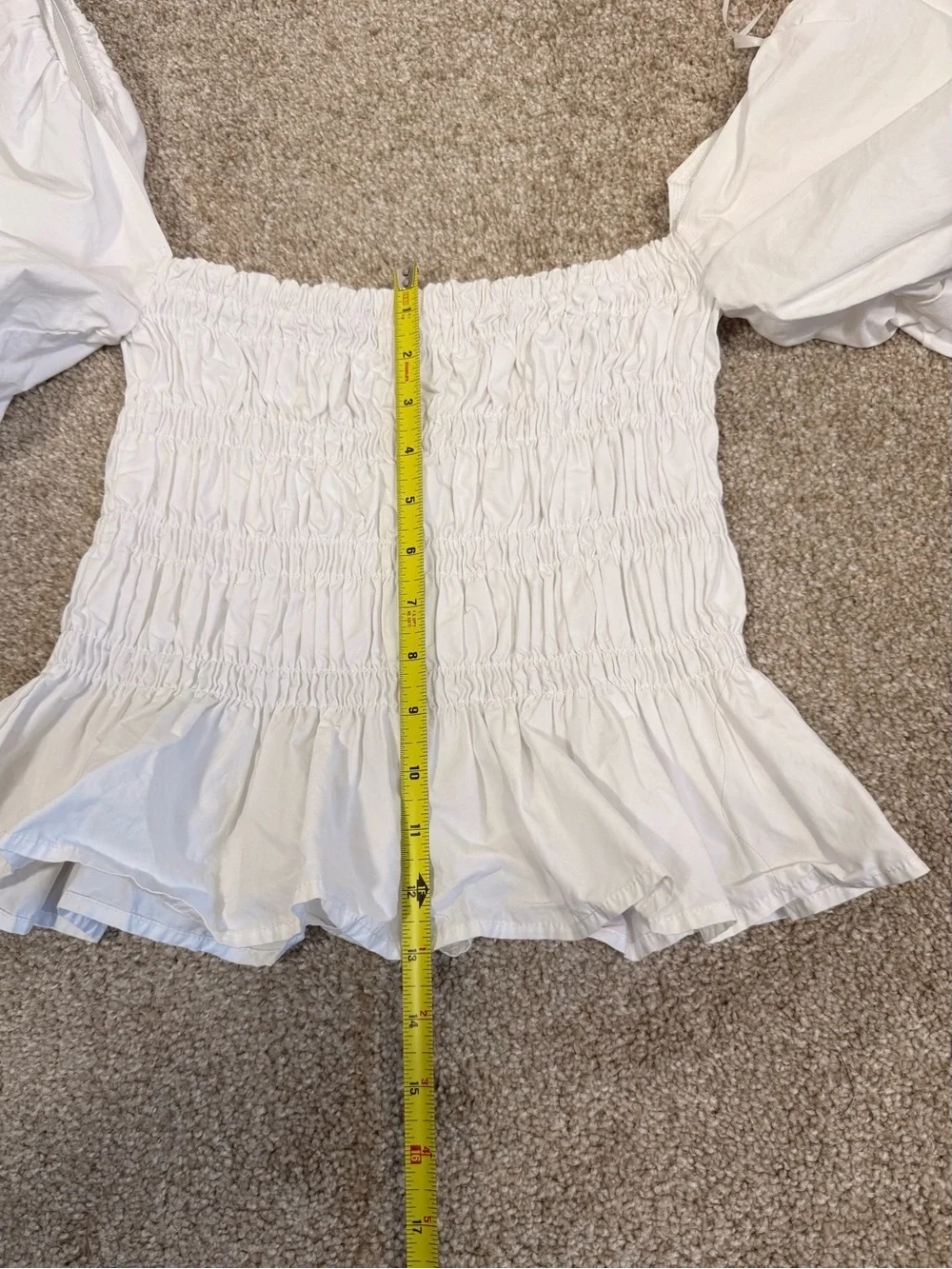 ASTR Women’s SMALL White Smocked Puff Sleeve Peplum Top